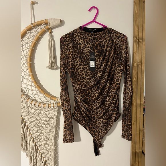 Fashion Nova Leopard Print Bodysuit - Picture 4 of 4